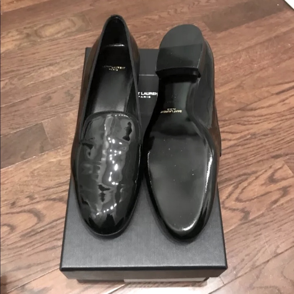Brand New- Gorgeous Yves Saint Laurent loafers. Authentic - Picture 4 of 4